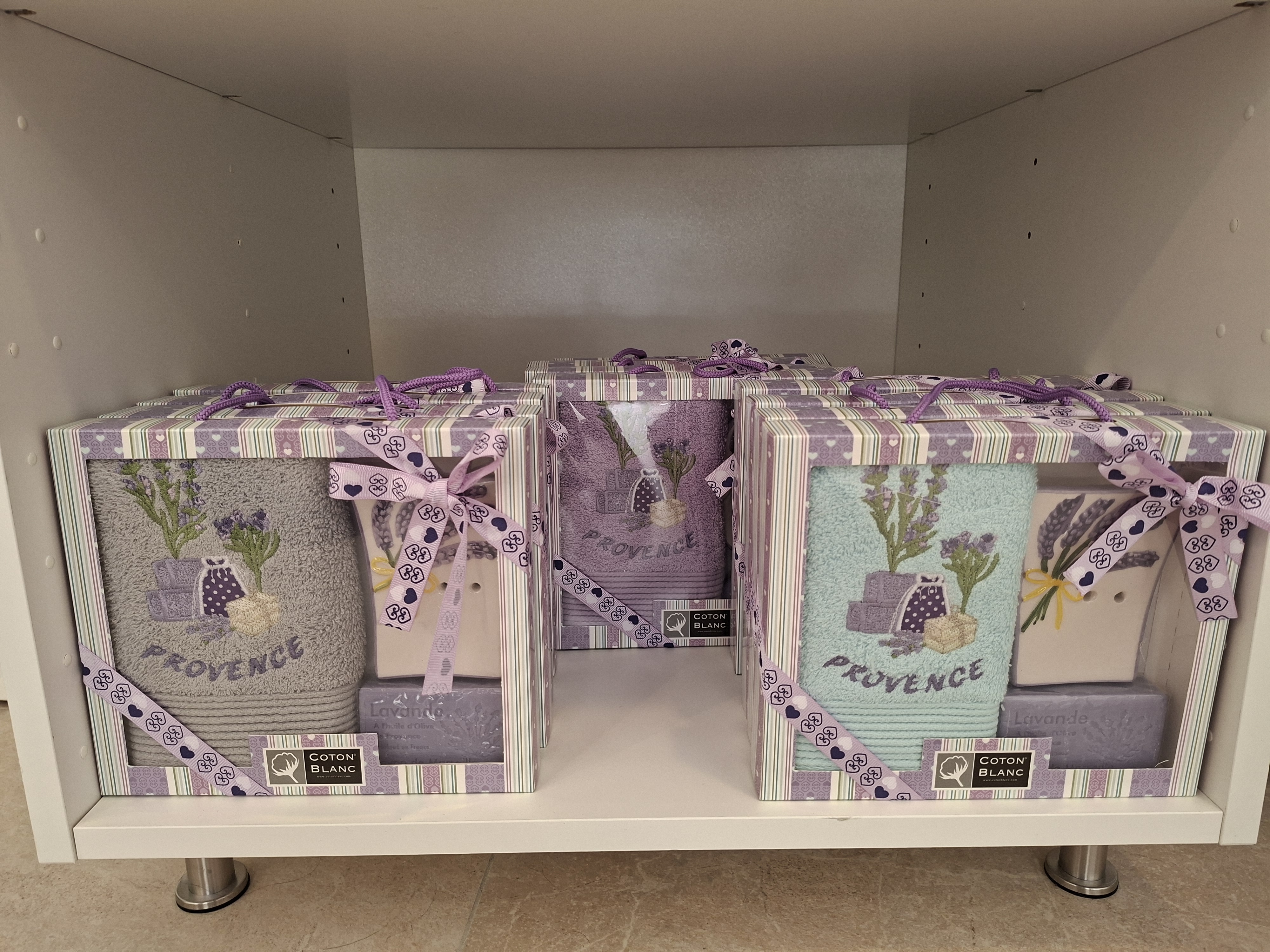 Nouveau coffret cadeau serviette savon porte savon